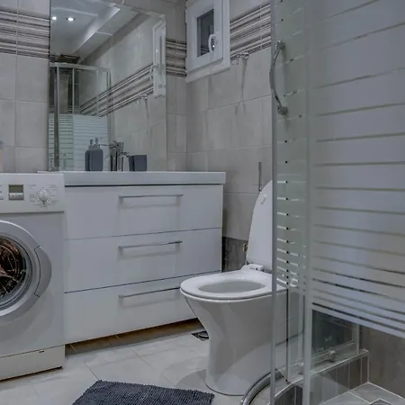 Apartament Rotonda Skg